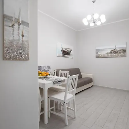 Casa La Perla アパート ソレント